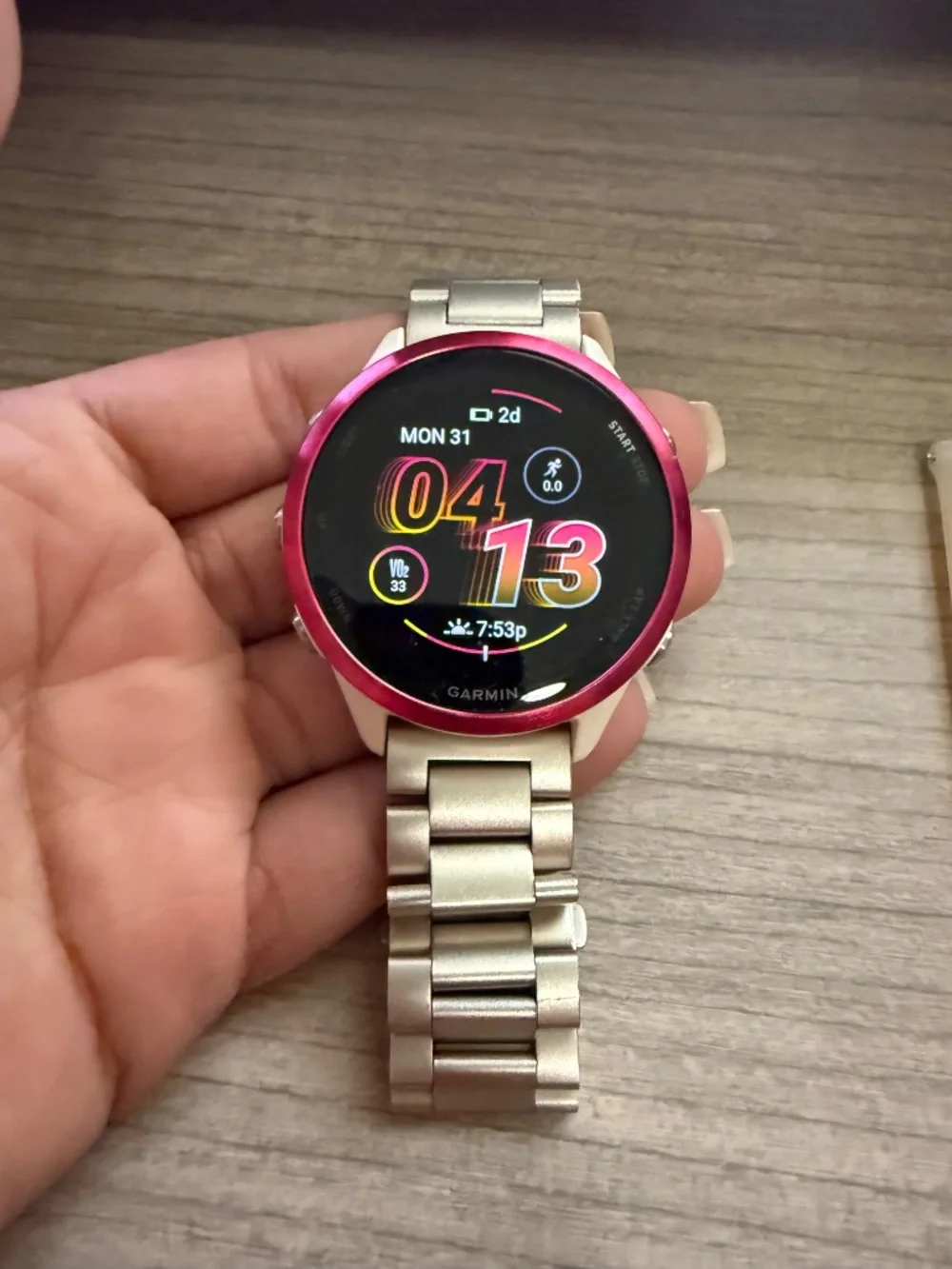 Garmin Forerunner 570 42mm Bone / Mango